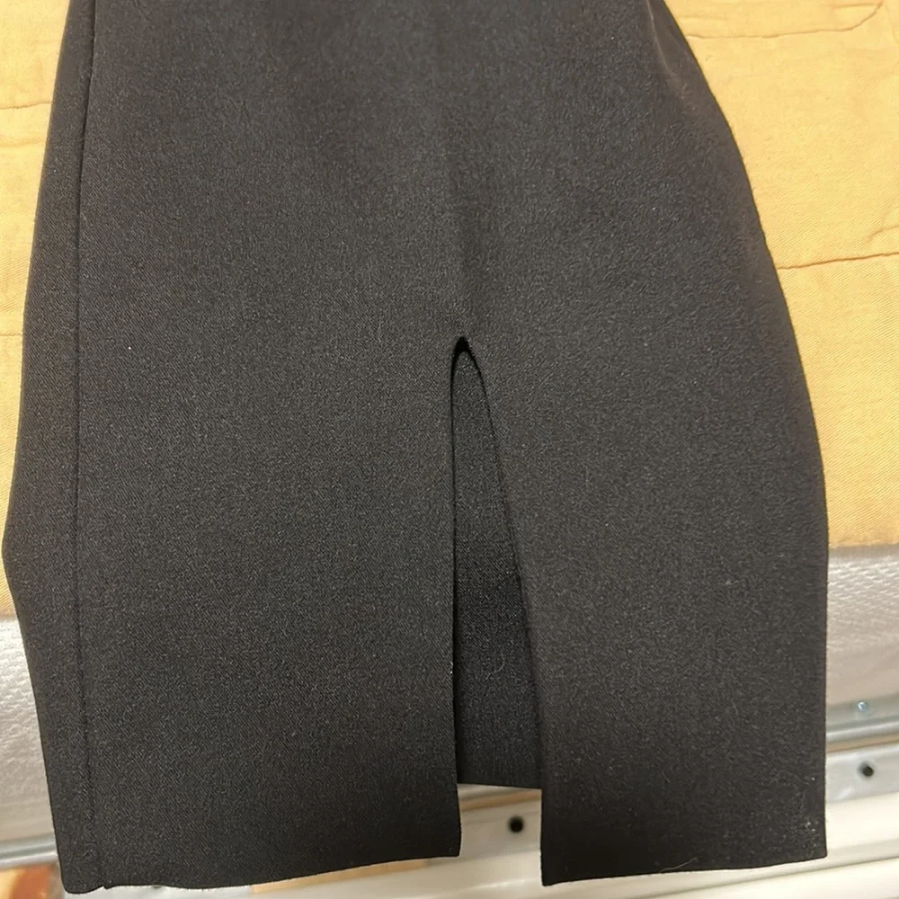 HM Pants - Picture 2 of 5